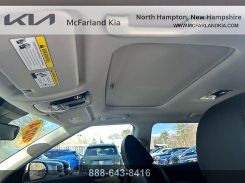 Used 2024 Kia Seltos EX image 14