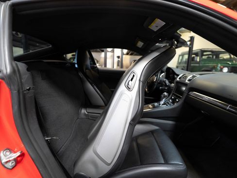 Used 2016 Porsche Cayman image 86