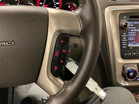 Used 2013 GMC Acadia Denali image 22