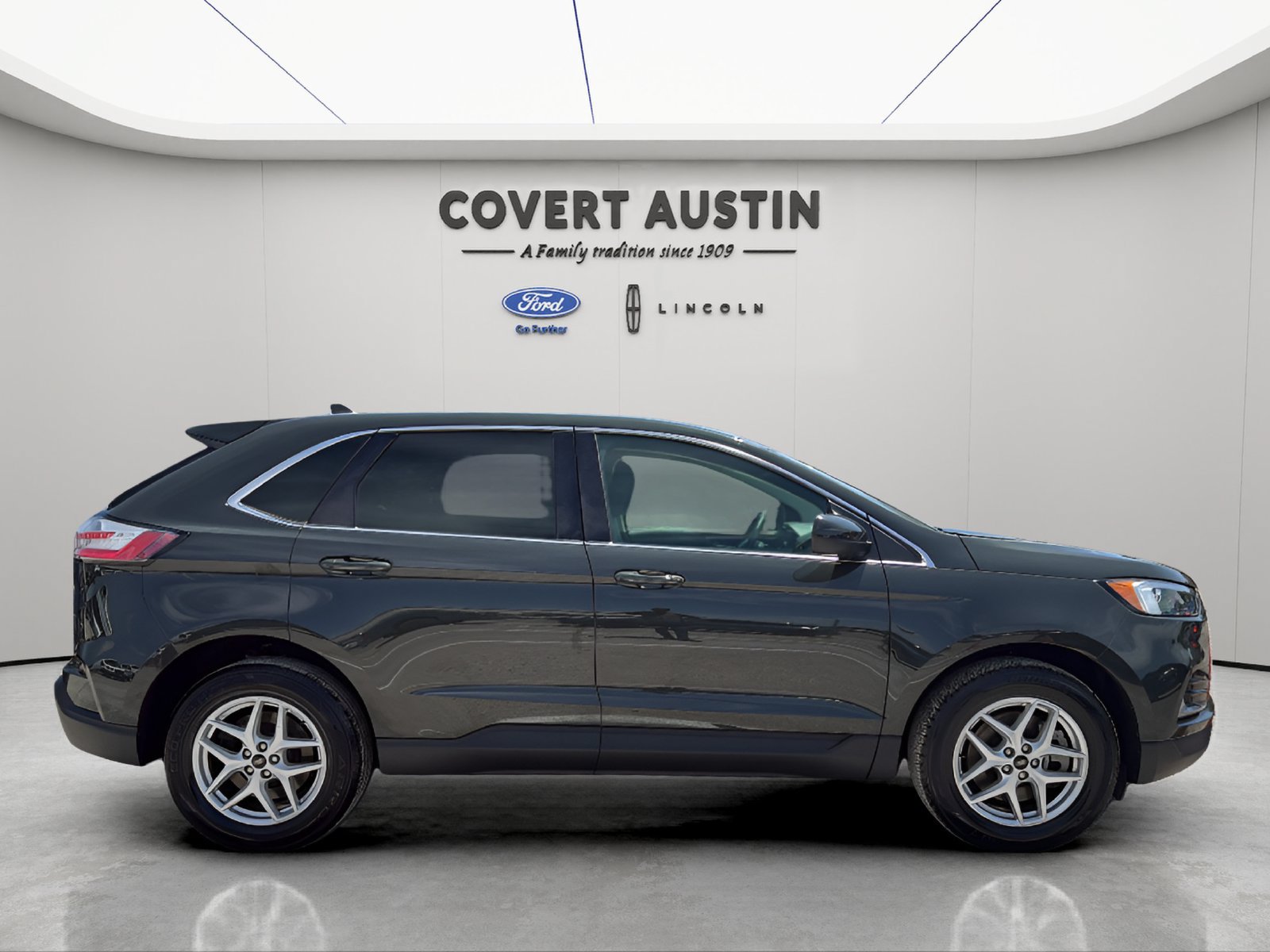 Certified 2023 Ford Edge SEL AWD/4WD image 6
