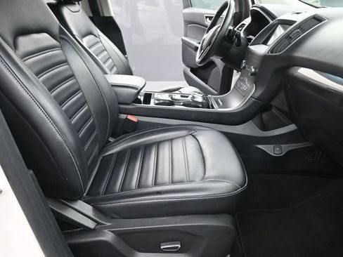 Used 2019 Ford Edge SEL w/ Equipment Group 201A AWD/4WD image 23