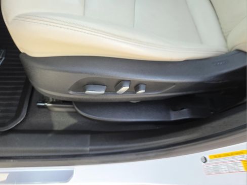 Used 2021 Cadillac XT6 Sport image 15