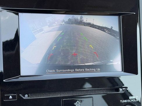 Used 2020 Subaru Forester Premium image 21