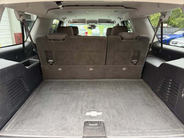 Used 2017 Chevrolet Suburban LS w/ All-Season Package AWD/4WD image 23