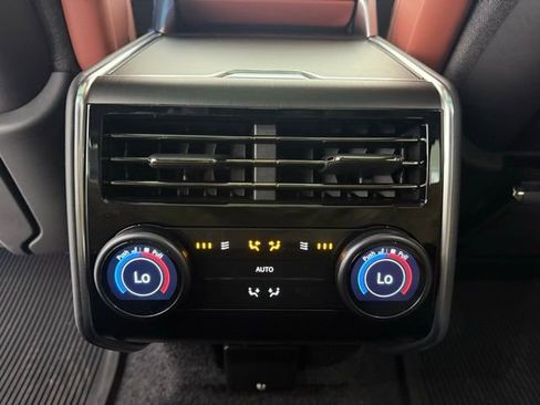 New 2025 Land Rover Range Rover SV image 23