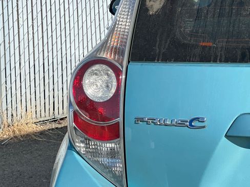 Used 2013 Toyota Prius C One FWD image 23