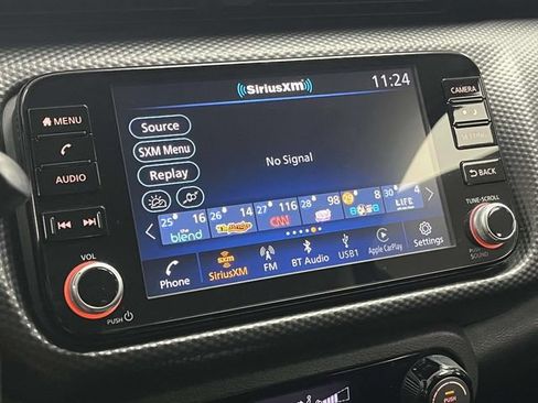 Used 2021 Nissan Kicks SV FWD image 27