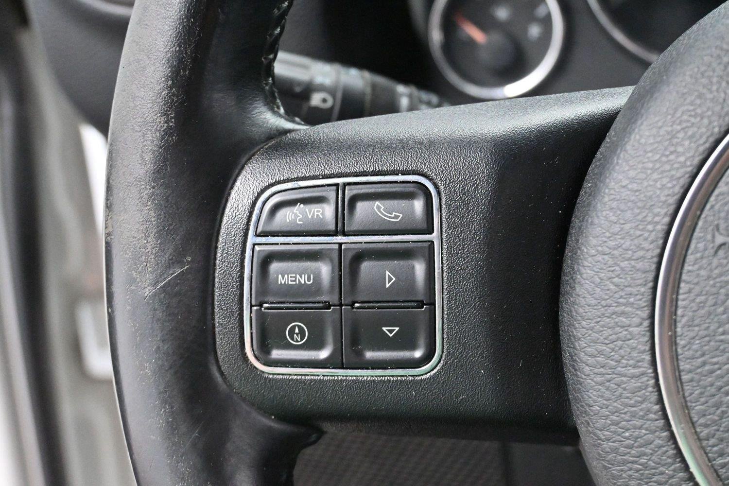 Used 2015 Jeep Wrangler Unlimited Sport w/ Quick Order Package 24S AWD/4WD image 17
