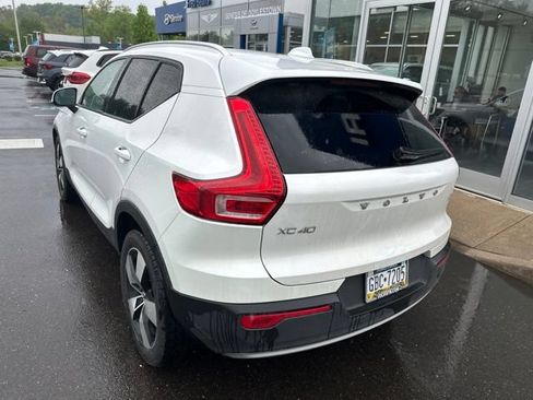Used 2021 Volvo XC40 T5 Momentum w/ Protection Package Premier AWD/4WD image 7