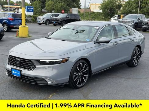 Certified 2025 Honda Accord Touring image 4