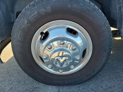 Used 2020 RAM 3500 Big Horn w/ Level 1 Equipment Group AWD/4WD image 6