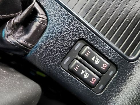 Used 2016 Subaru WRX STI Limited image 22