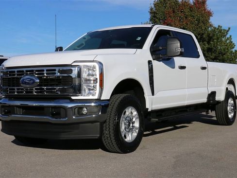 New 2026 Ford F350 XLT w/ FX4 Off-Road Package image 1