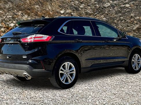 Used 2020 Ford Edge SEL image 2
