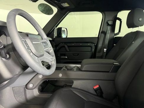 Used 2025 Land Rover Defender 110 S AWD/4WD image 34