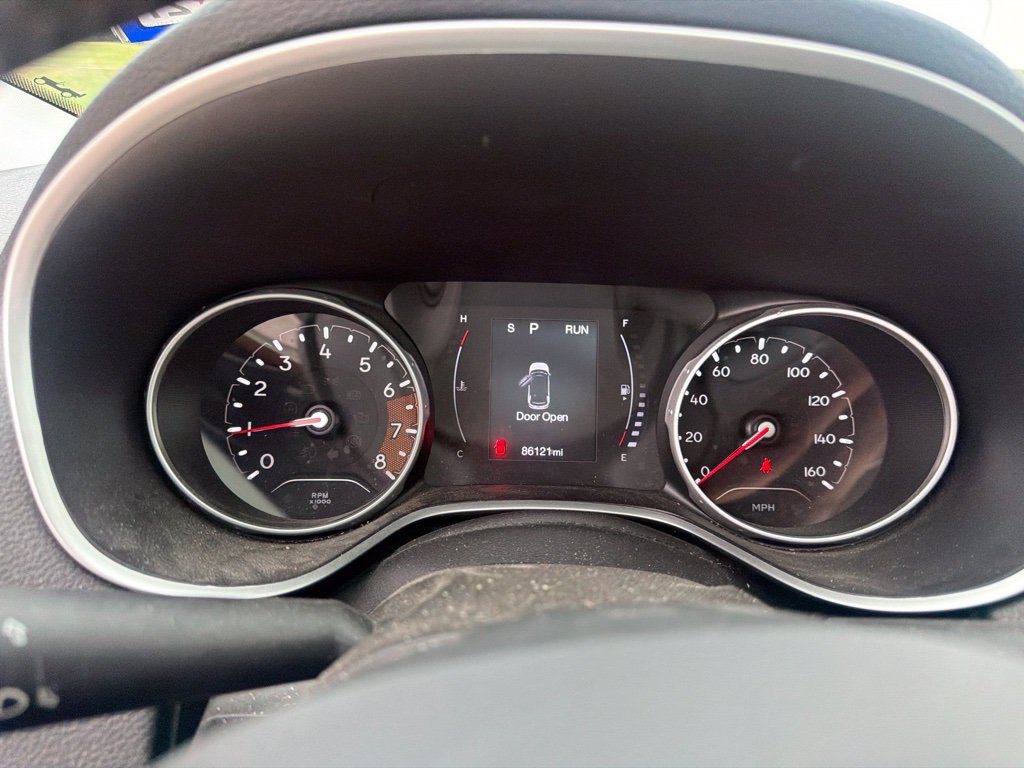 Used 2020 Jeep Compass Latitude FWD image 19
