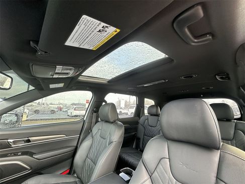 Used 2025 Kia Telluride EX X-Line image 22