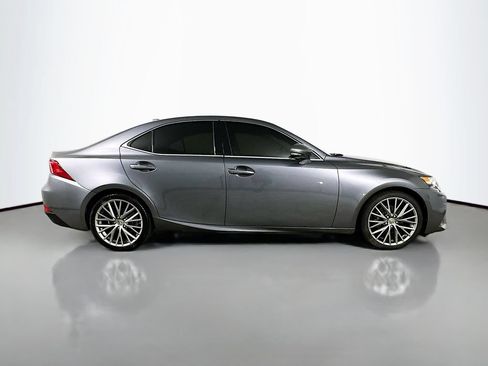 Used 2015 Lexus IS 250 RWD image 9
