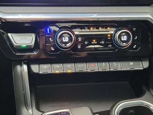 Certified 2023 GMC Sierra 1500 Denali w/ Denali Reserve Package AWD/4WD image 18
