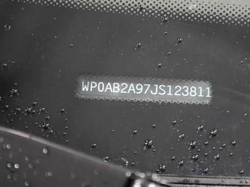 Certified 2018 Porsche 911 Carrera 4S image 40