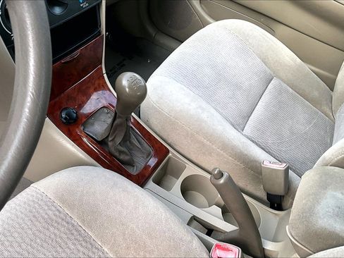 Used 2006 Toyota Corolla LE image 16