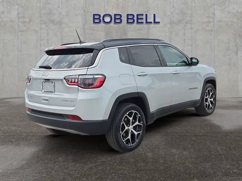 Used 2024 Jeep Compass Limited AWD/4WD image 5