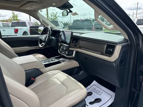 Certified 2024 Ford Expedition Limited AWD/4WD image 12