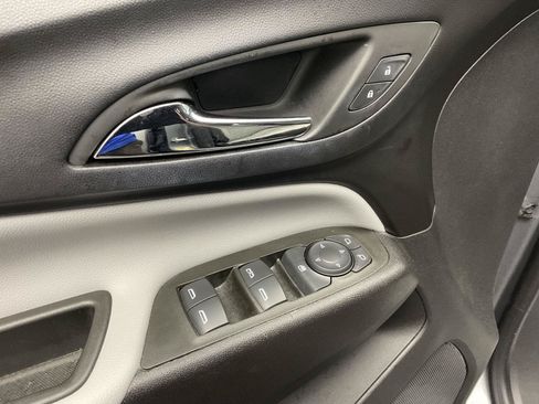 Certified 2024 Chevrolet Equinox LS w/ LS Convenience Package FWD image 10