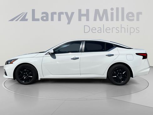 Used 2020 Nissan Altima 2.5 S FWD image 2