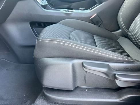 Used 2023 GMC Terrain SLE w/ Elevation Edition image 13