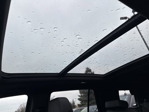 Used 2022 GMC Yukon Denali image 13