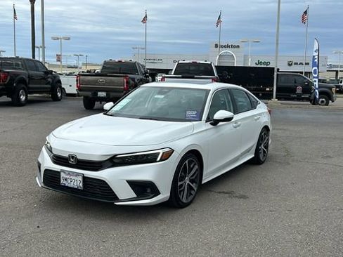 Used 2024 Honda Civic Touring image 8