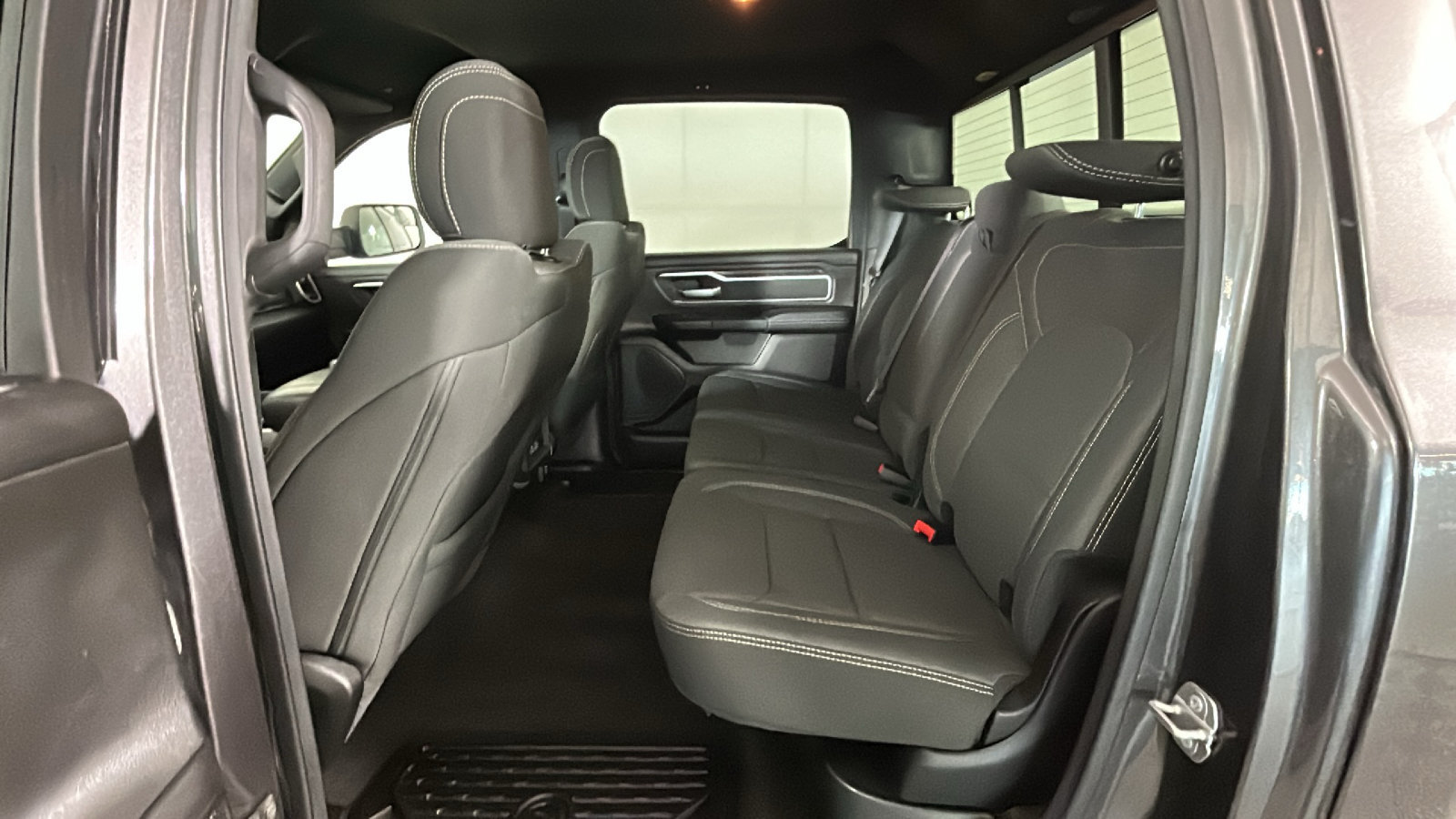 Used 2022 RAM 1500 Big Horn AWD/4WD image 33