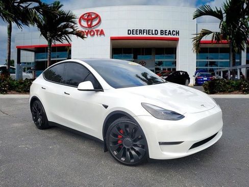 Used 2022 Tesla Model Y Performance image 1