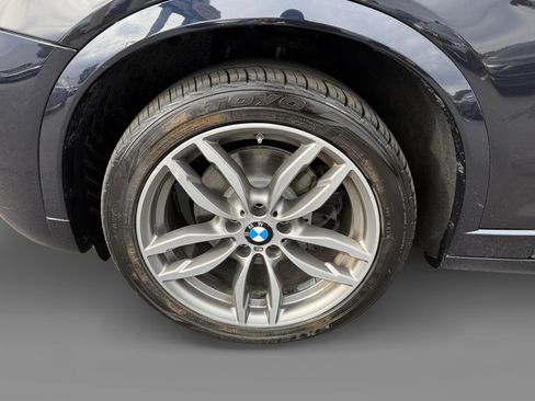 Used 2018 BMW X4 xDrive28i image 9