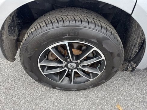 Used 2018 Dodge Journey SE w/ Connectivity Group image 9