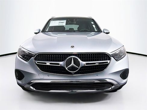 New 2026 Mercedes-Benz GLC 300 GLC 300 image 2