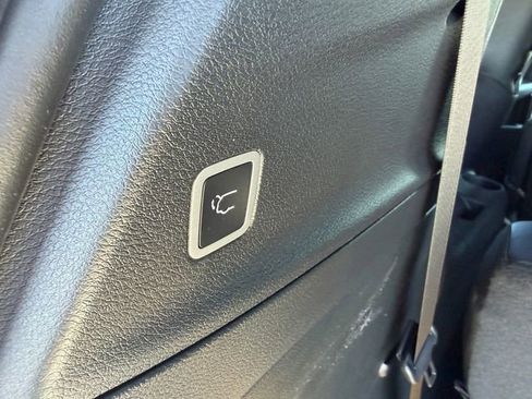 New 2026 Chrysler Voyager LX FWD image 25