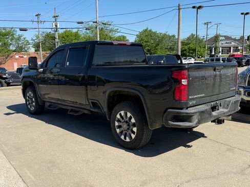 Used 2025 Chevrolet Silverado 2500 Custom w/ Custom Value Package AWD/4WD image 9