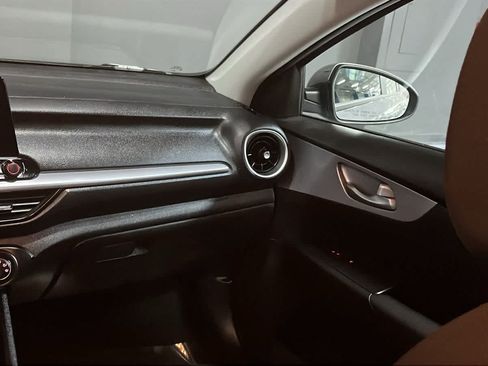 Used 2023 Kia Forte LXS FWD image 28