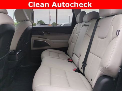 Used 2024 Kia Telluride EX image 14