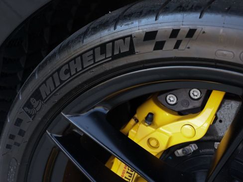 Used 2016 Ferrari 488 Spider RWD image 36