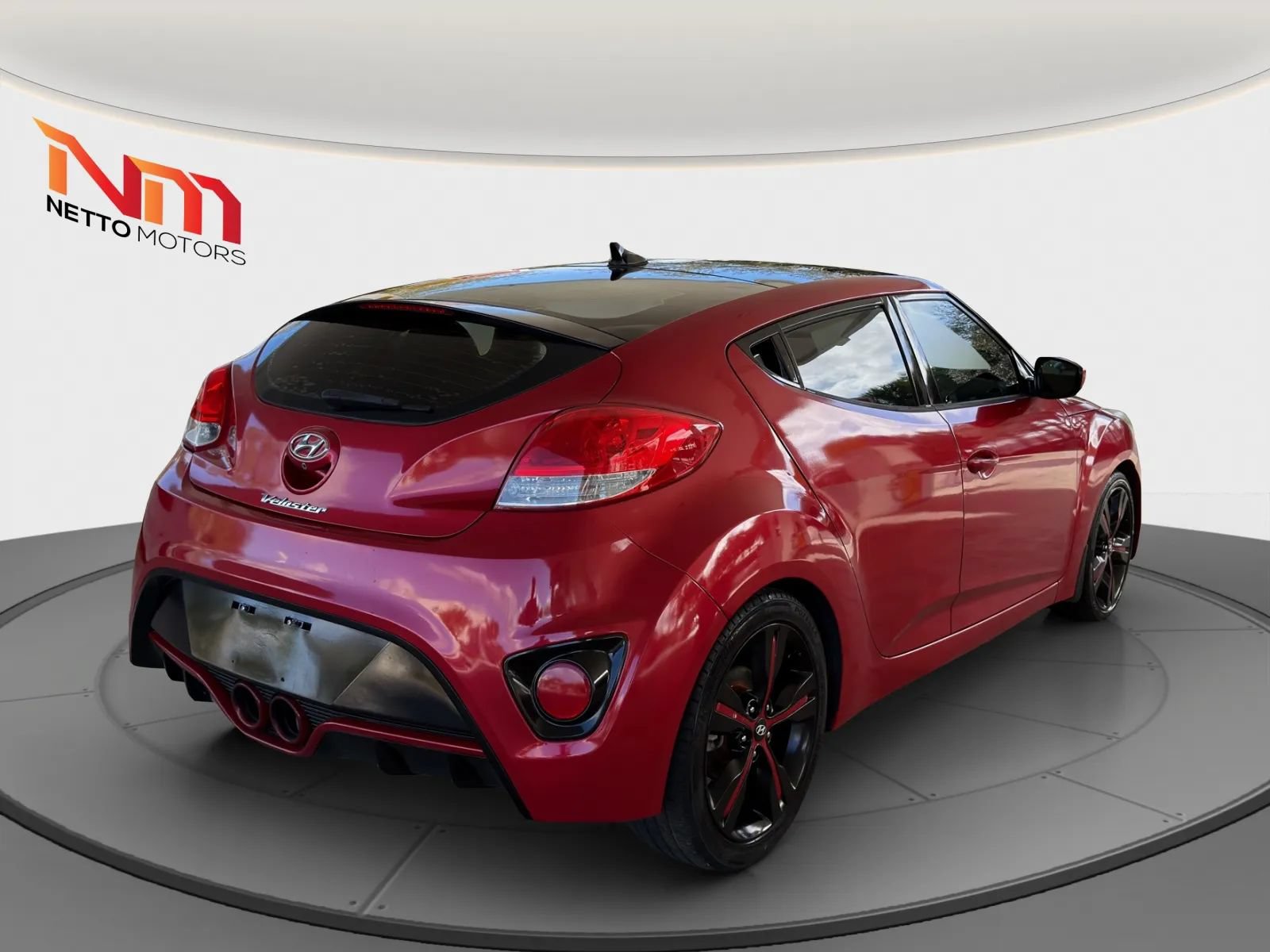 Used 2016 Hyundai Veloster w/ Option Group 02 FWD image 5