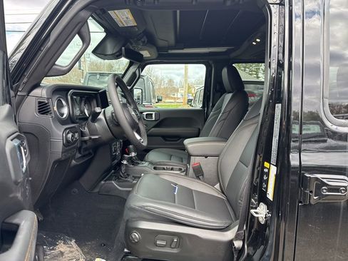 New 2026 Jeep Wrangler Sahara image 19