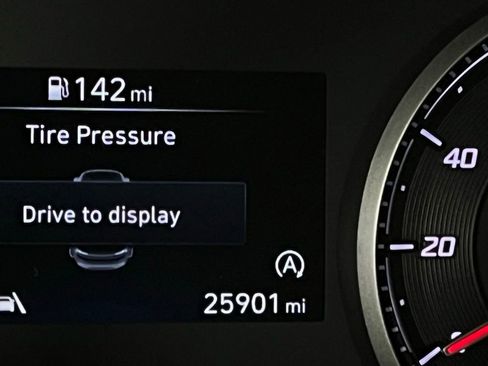 Used 2023 Hyundai Santa Fe SEL image 19