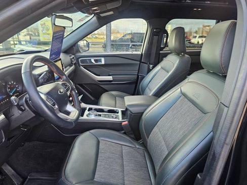 Certified 2022 Ford Explorer Timberline image 18