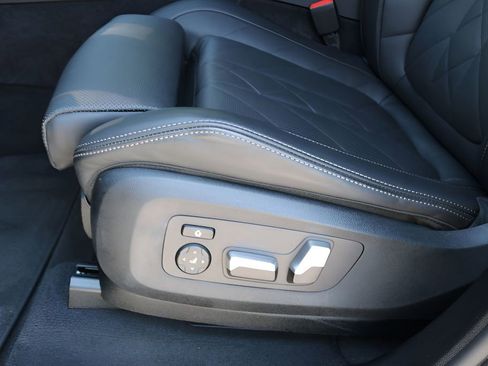 Used 2026 BMW X5 sDrive40i RWD image 14