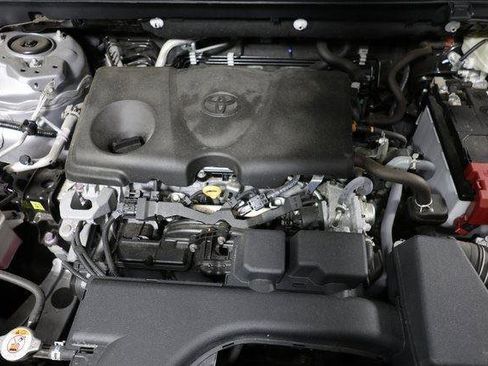 Used 2024 Toyota RAV4 XLE image 26