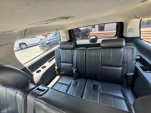 Used 2013 GMC Yukon XL SLT AWD/4WD image 13