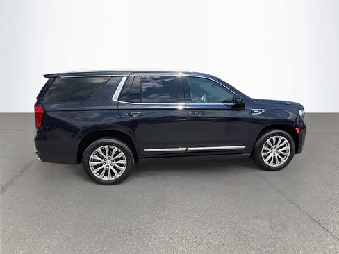 Used 2023 GMC Yukon Denali AWD/4WD image 3